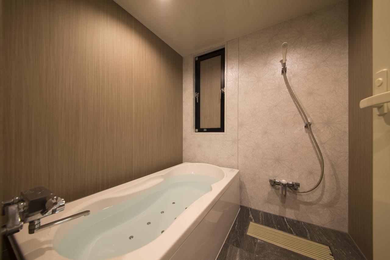 אוסקה ルトゥール難波 Retournanba 男塾ホテルグループ (Adults Only) מראה חיצוני תמונה